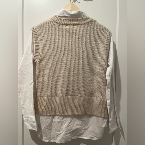 NWT Sincerely Jules Beige Cable Knit V-Neck Sweater With Attached White Shirt - Picture 6 of 7